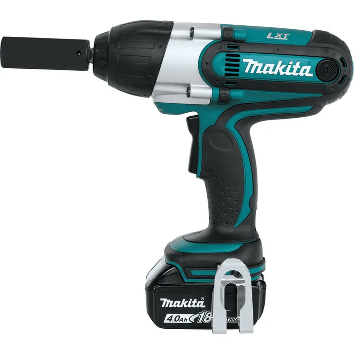 Makita A-96300 Feature Shot (on XWT04M).jpg