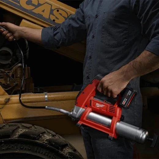 Milwaukee M12 Cordless Grease Gun Kit