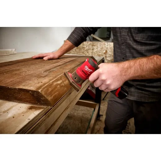 Milwaukee M12 Fuel Orbital Detail Sander