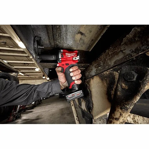 Milwaukee M12 FUEL Stubby 1/2" Impact Wrench Kit