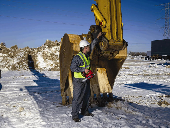 Milwaukee M18 2-Speed Grease Gun 1Ct Kit