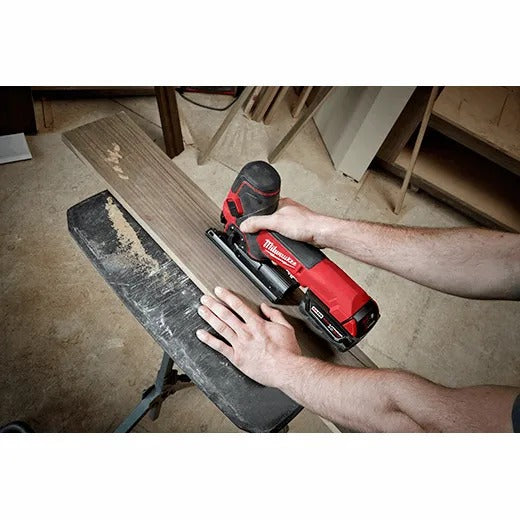 Milwaukee M18 Fuel Barrel Grip Jig Saw