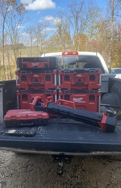 Milwaukee M18 Packout Radio and Charger