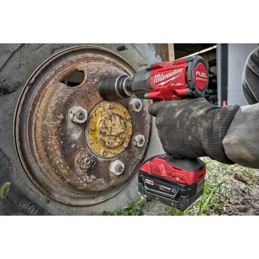 Milwaukee M18 Fuel 3/8" Mid-Torque Impact Wrench with Friction Ring Kit