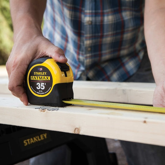 DeWalt STANLEY® FATMAX® 35ft. Classic Measuring Tape