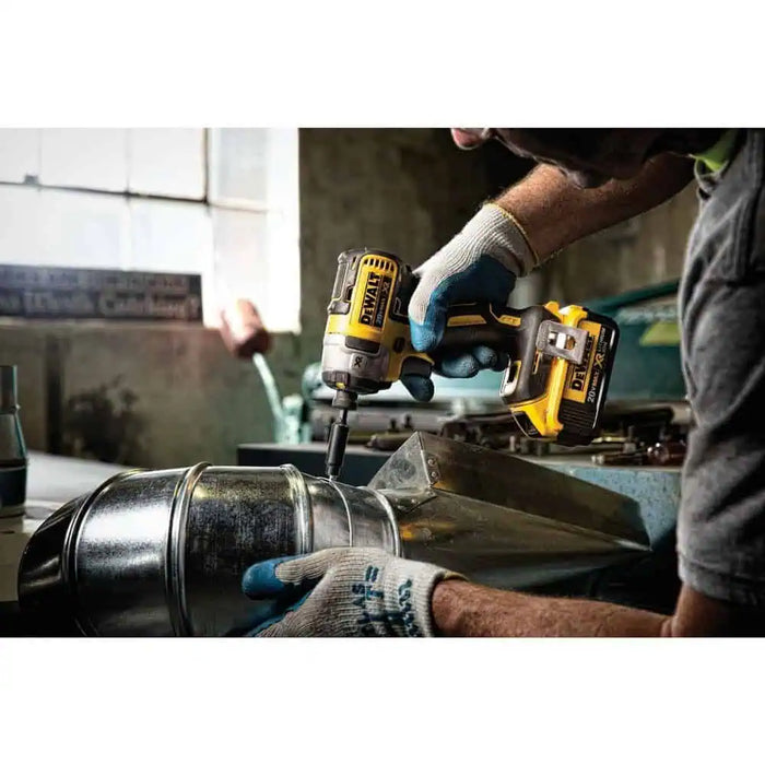 DeWalt 20V MAX* XR‚® 3-Speed 1/4" Impact Driver Kit