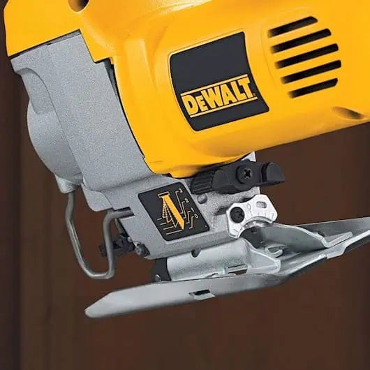 DeWalt 5.5 Amp Electric Variable Speed Jig Saw