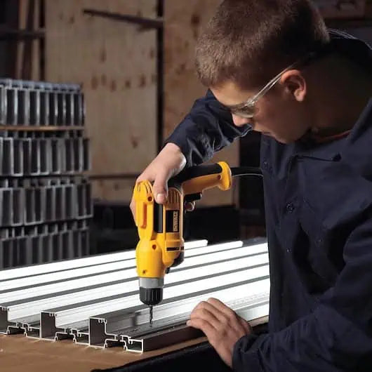 DeWalt VSR 3/8" Pistol Grip Drill with Keyless Chuck Kit