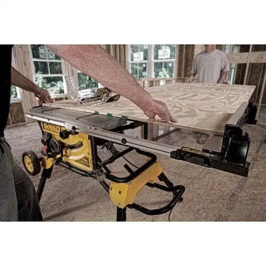 DeWalt 10" Jobsite Table Saw and Rolling Stand