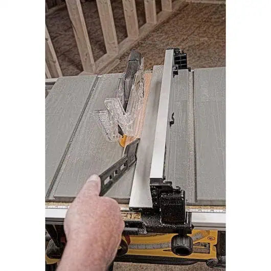 DeWalt 10" Jobsite Table Saw and Rolling Stand