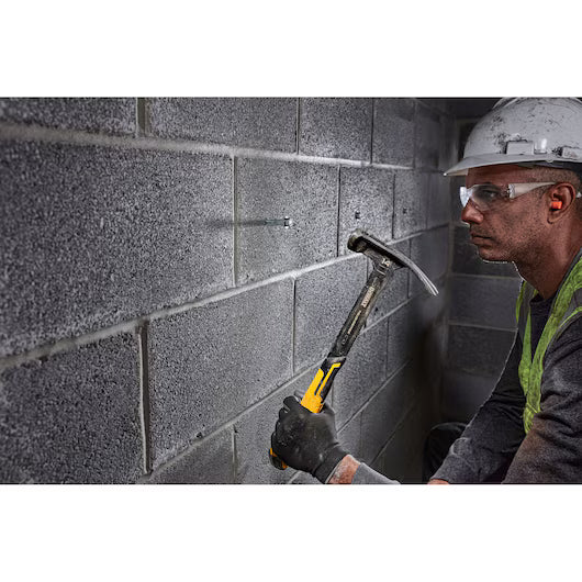 DeWalt 14 oz MIG Weld Framing Hammer with Magnetic Nail Starter